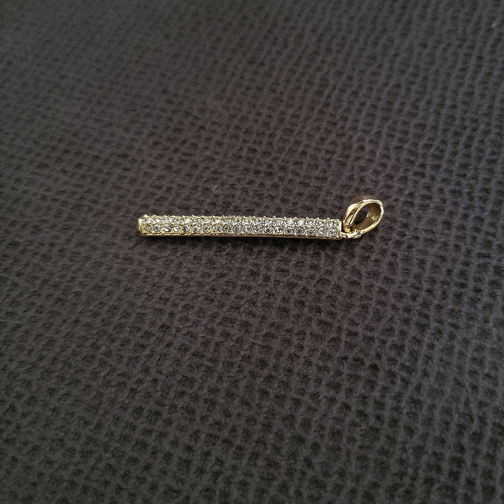 Vertical↕️ Bar Pendant with Pave Crystals💎 - Picture 7 of 15